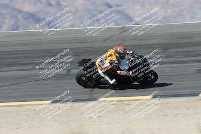 media/May-10-2025-Race Pace (Sat) [[db32fef2da]]/Vested/3-Bowl Set 1 (9am)/